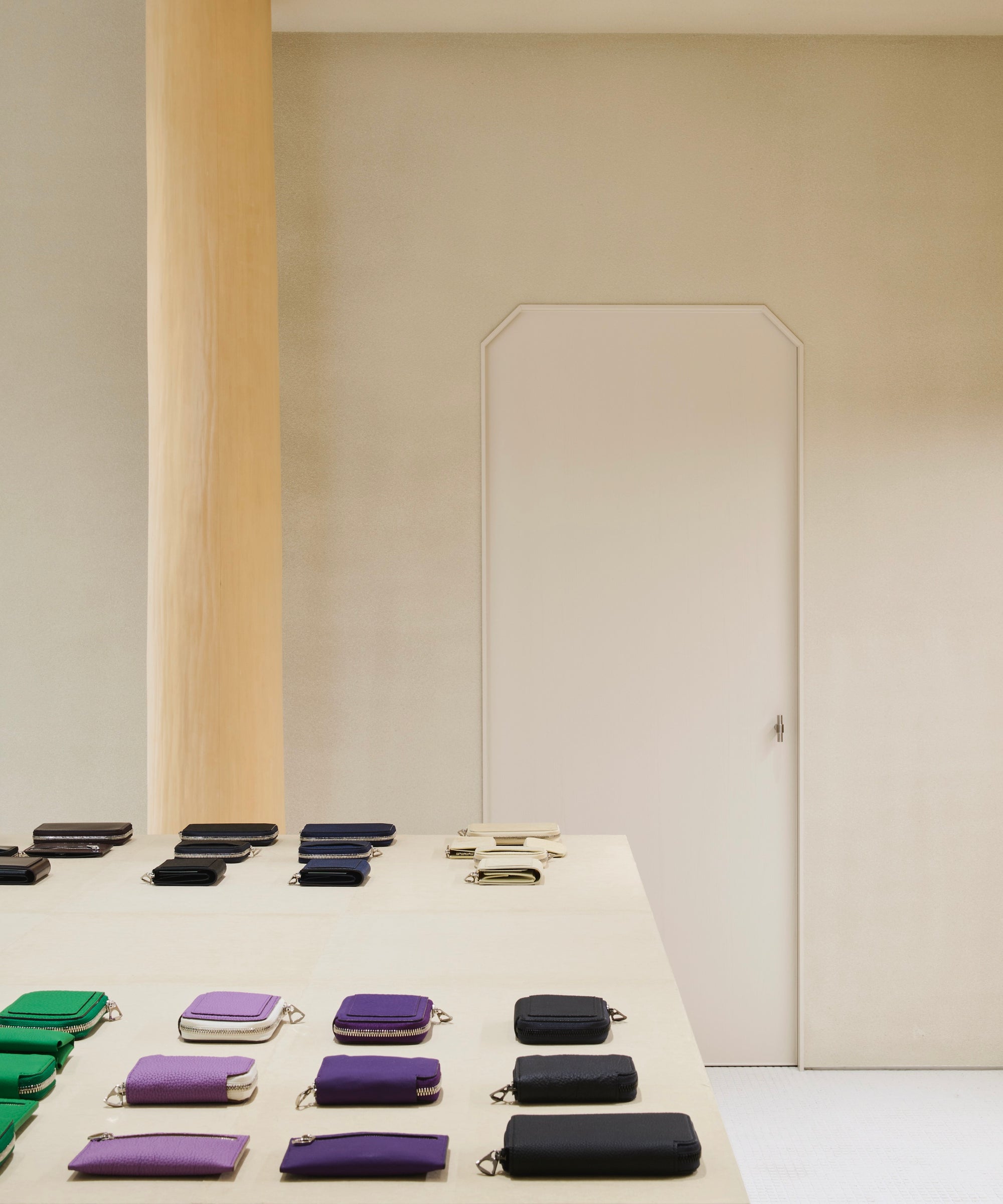 ABOUT - ITTI OSAKA (大阪・心斎橋・南船場)｜ITTI（イッチ）公式｜革製品 財布 鞄 小物 ｜レザーブランド 直営店 