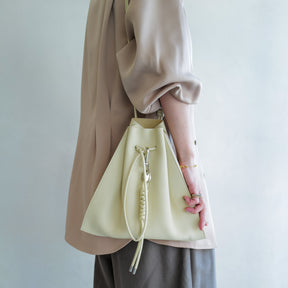 HERRIE KINCHAKU SHOULDER - MM / DIPLO SKY (ヘリー巾着ショルダー / ディプロスカイ) - ITTI (イッチ) バッグ カバン 鞄 かばん 斜め掛け メンズ レディース ブランド ブランド ドメスティック ecoo エコー デンマーク アイボリー 白 生成り ivory white オフホワイト