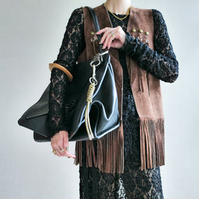 HERRIE BOX PREMIER / RAPTO FLEX｜完成度を極めたレザーボックスバッグ メンズ レディース｜女性着用スタイリング コーディネート｜ITTI（イッチ）公式 