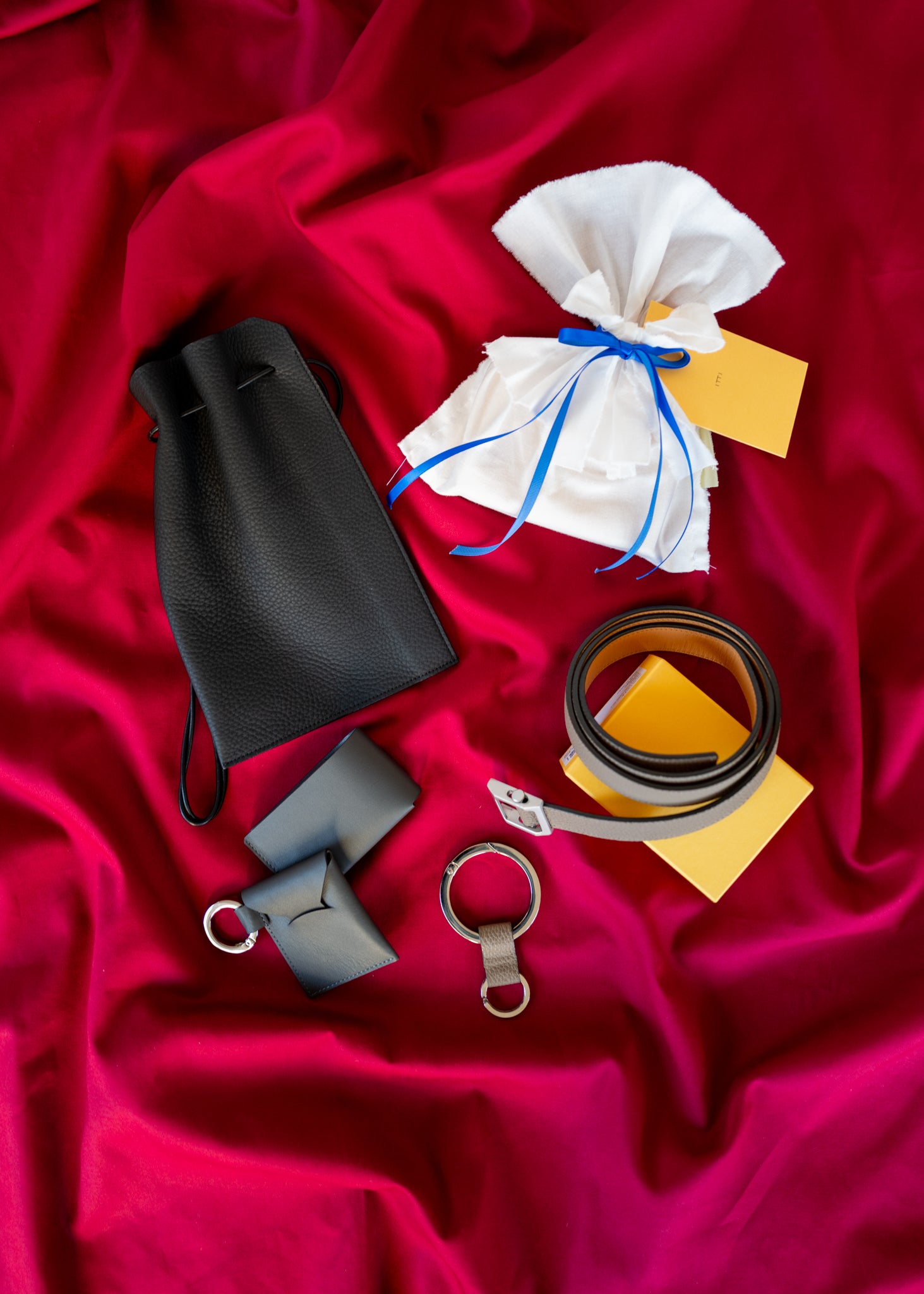 2026 Valentine’s Gift｜想いを託す、ITTIの革小物2026年 バレンタインギフト特集｜革小物・財布の贈り物｜ITTI（イッチ）公式