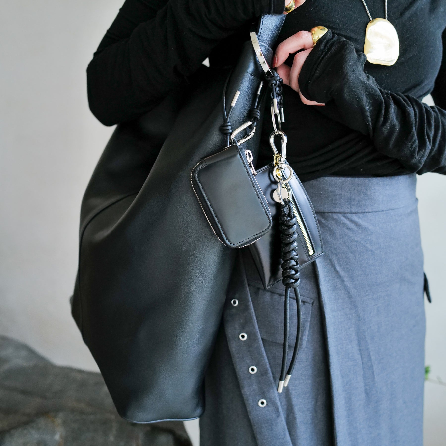 MARY BUCKET SHOULDER MM / RAPTO FLEX｜本革 トート バッグ 日本製 大きい ビッグ サイズ 肩がけ メンズ レディース ブランド｜ITTI （イッチ）公式