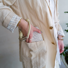 CRISTY KNOT CODE CHARM / RAPTO JP｜レザーコード チャーム キーリング スマホ ウォレット 本革 チャーム メンズ レディース ブランド｜ITTI（イッチ）公式