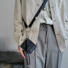 HERRIE PARACHUTE STRAP / THUG｜ユニセックス スマートフォン ウォレット レザー ショルダー ストラップ 本革 メンズ レディース ブランド｜ITTI（イッチ）公式