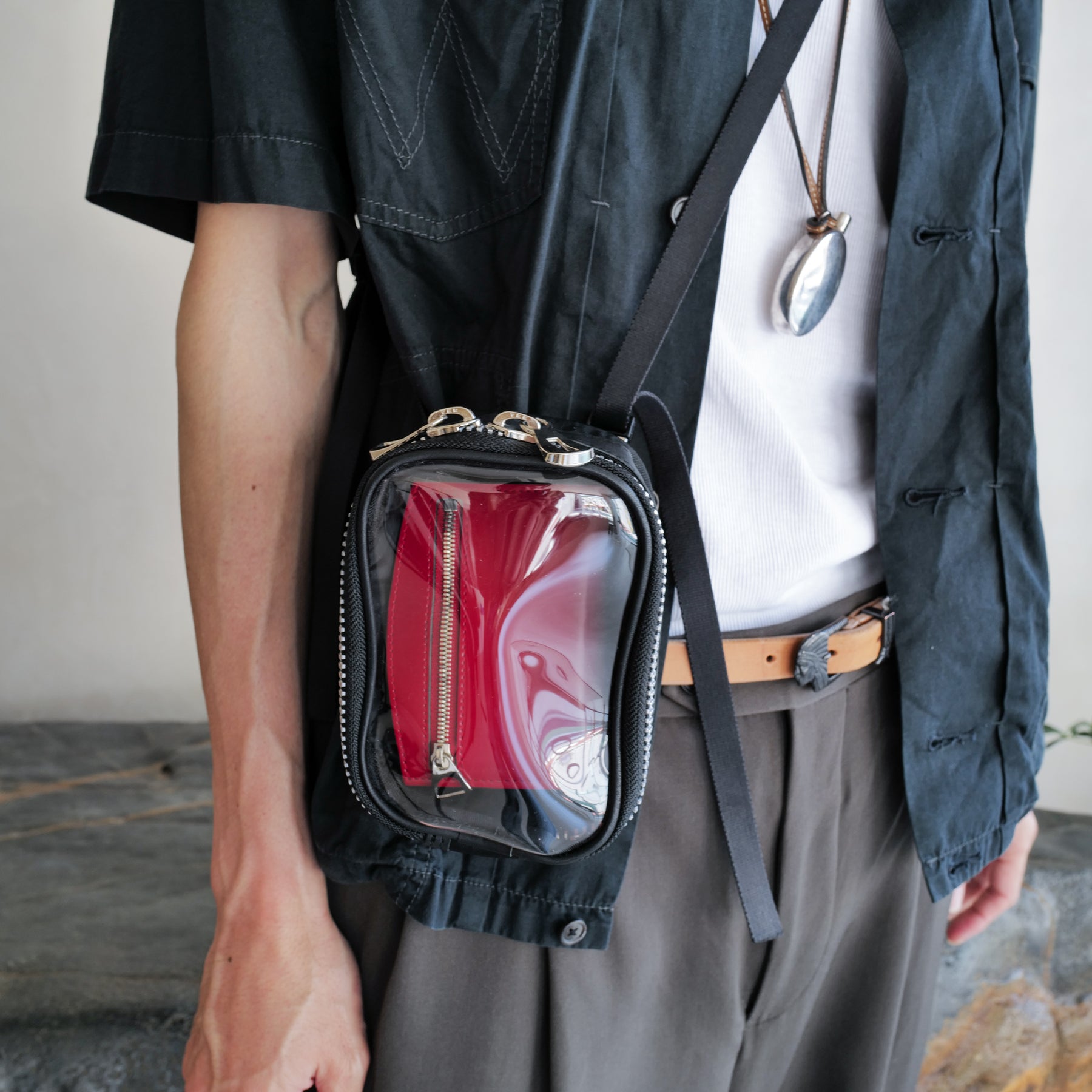 MICHELLE COLLECTION POUCH / CERATO BRIGHT H｜ミニショルダーバッグ 透明 ナイロン ユニセックス｜ITTI（イッチ）公式