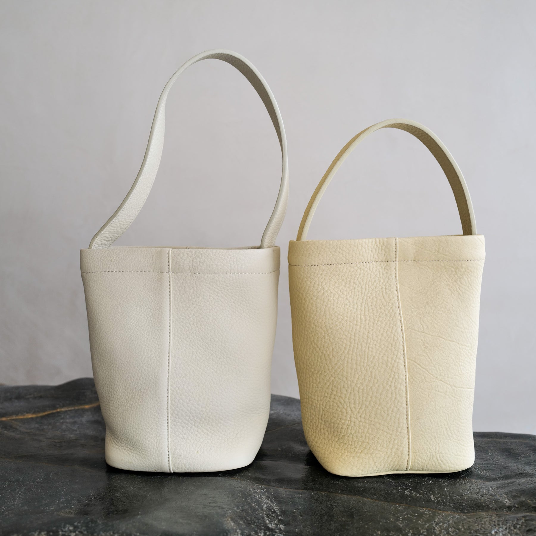 MARY BUCKET SHOULDER MINI / DIPLO SKY｜上品ミニバケットバッグ｜ITTI（イッチ）公式