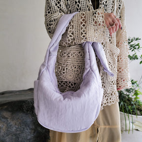 ANNIE PUFFER TOWN MOON BAG / CERATO BRIGHT｜三日月バッグ 軽量 撥水 ショルダー 中綿 ナイロン メンズ レディース｜ITTI（イッチ）公式