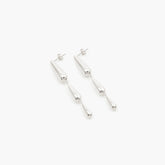 Oculus Earrings - SILVER / RAGBAG (オキュラスイヤリング - シルバー / RAGBAG) - ICHI GALLERY デンマーク ジュエリー アクセサリー ピアス 銀 925 ドロップ レディース ウィメンズ 女性 ニッケルフリー