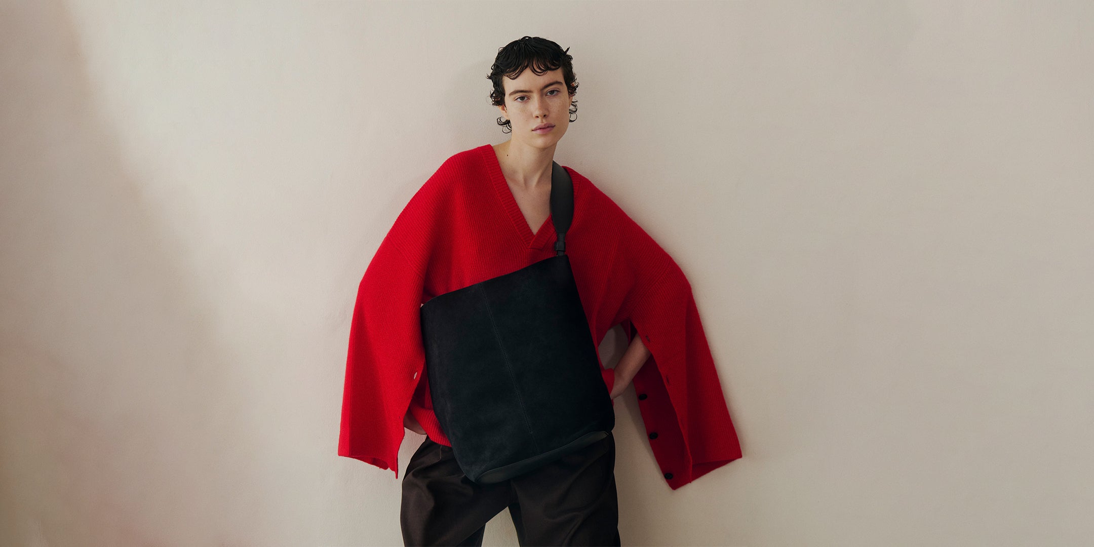 ワンショルダーバケットバッグを2素材で展開｜RAPTO FLEX・MOSSA LDN｜ITTI（イッチ）公式