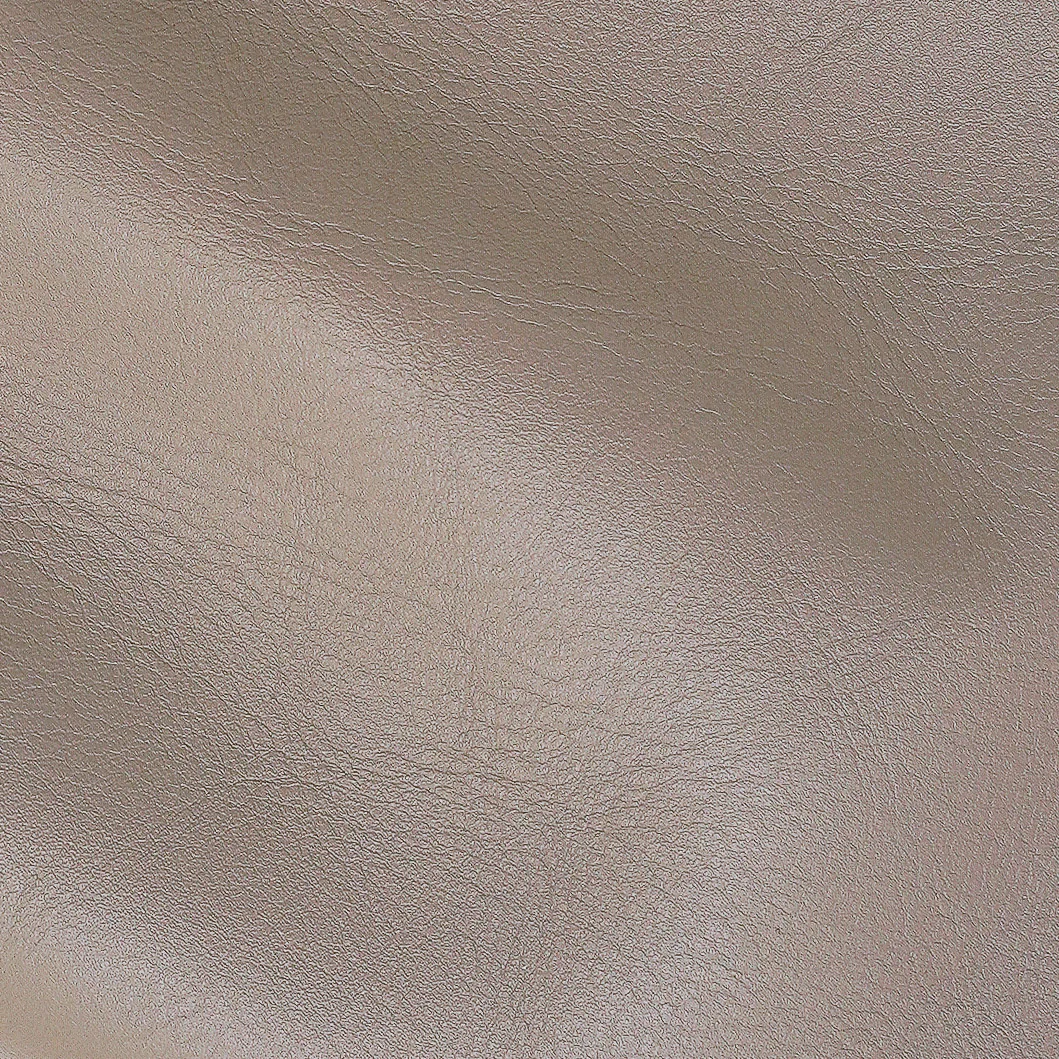 RAPTO FLEXの細かな革の表情と柔らかなひだ